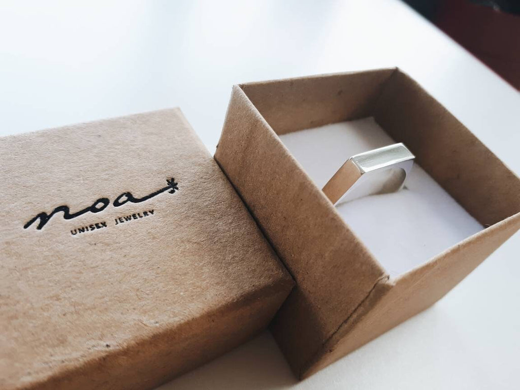 Slim Signet Ring - Narrow Rectangle signet Ring for Men & Women