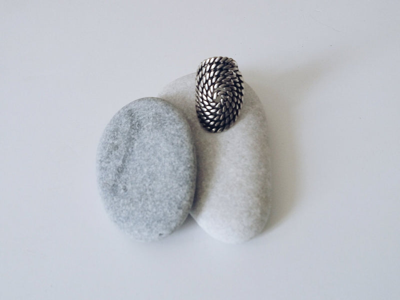 twisted spiral rope ring