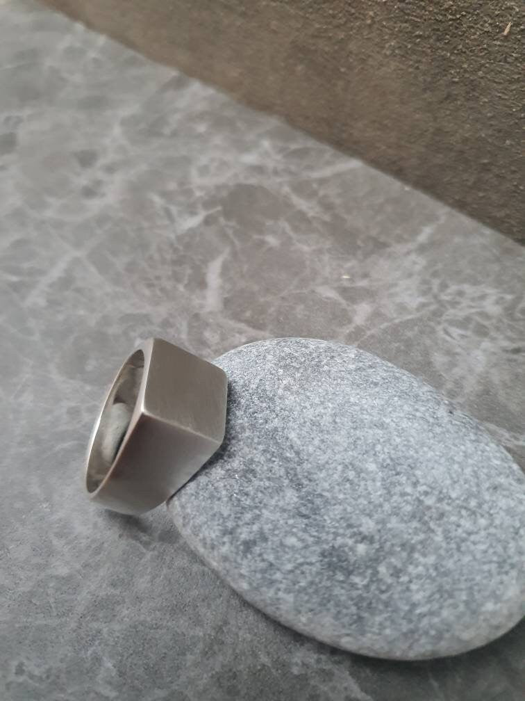 Bold Square Signet Ring - Solid Sterling Silver Minimalist Band - Unisex Statement Ring