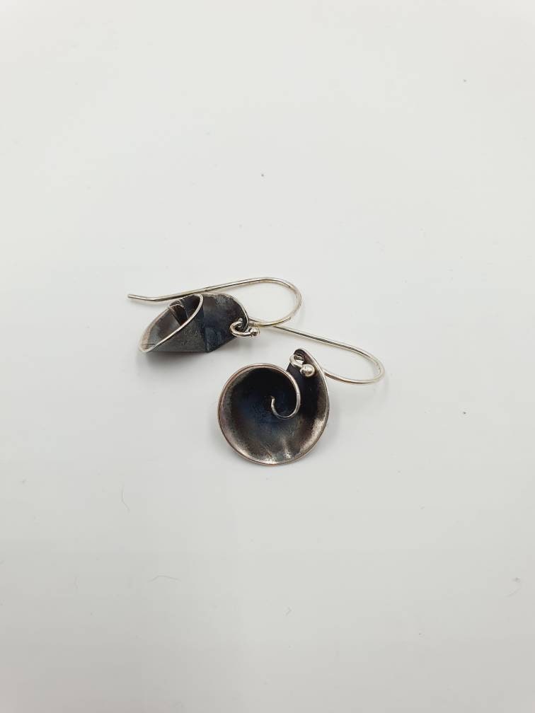 Silver spiral oxidized dangle earrings