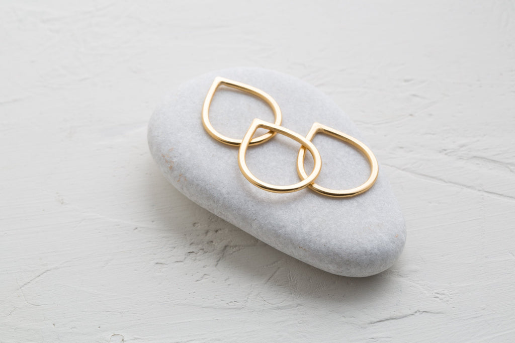 Solid gold 14k dainty teardrop ring