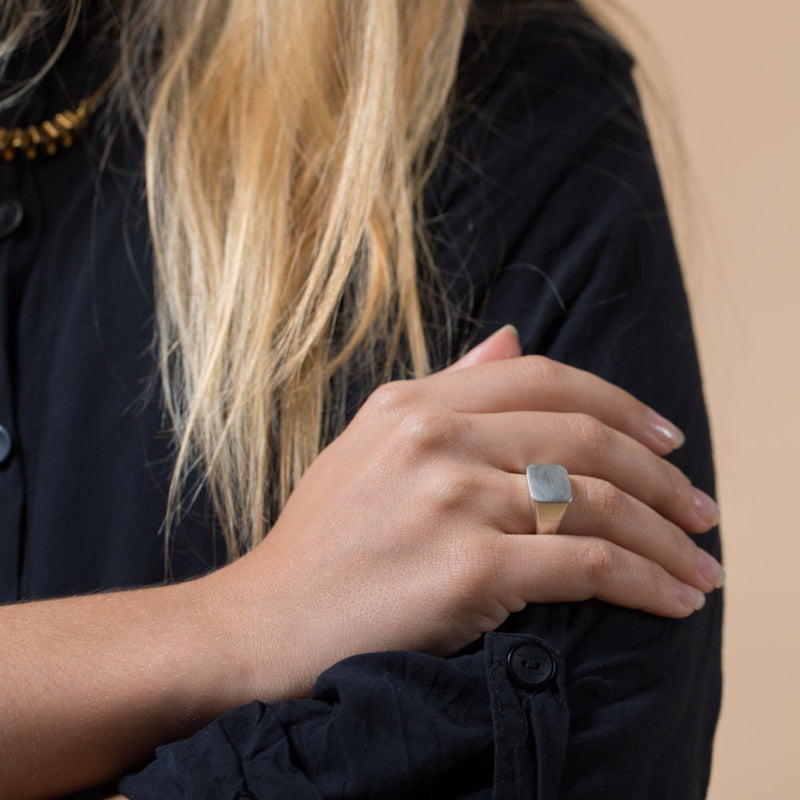 Soft Square Signet Ring