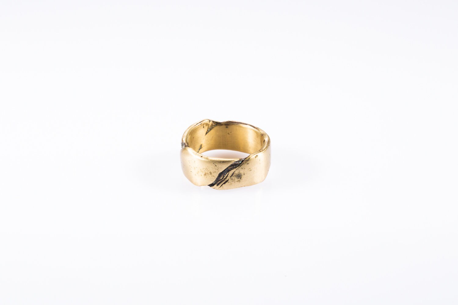 Desert Cracks Ring | Unisex Statement Band Ring