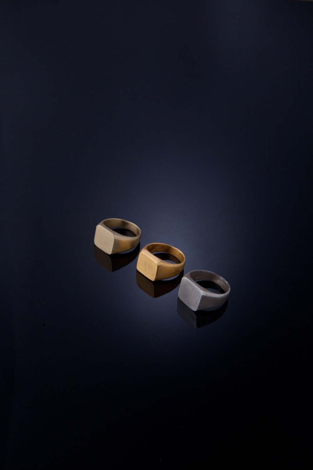 Minimalist Square Signet Ring – Handcrafted unisex style