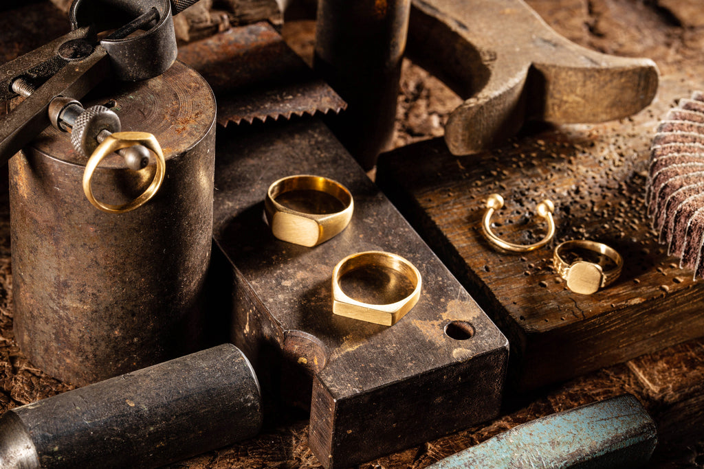 Big octagon signet ring for men and women.